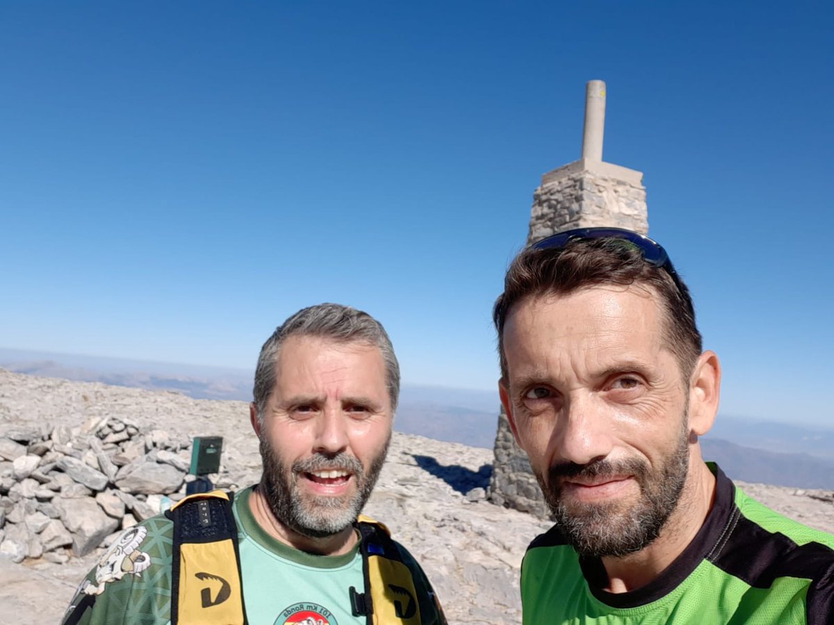 clubprimeguis's tweet photo. ¿Qué hacemos el sábado? Pues a alguno de nuestros #Primeguis no se le ocurre mejor cosa que subir hasta la #Maroma Espectacular bicharracos!! #run #running #RunHappy #trailrunning #malagarun #malagarunning https://t.co/jbOaN6J1cl