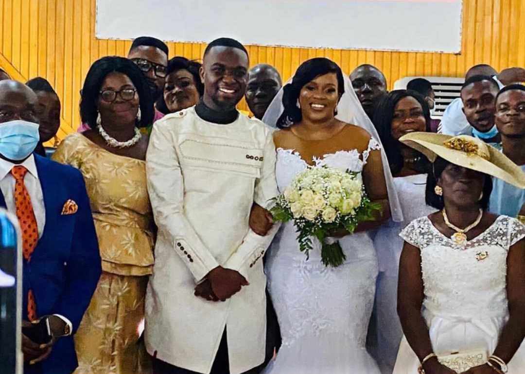 GospelGh's tweet photo. #settled2020 White Wedding
#jmettle #GospelGh https://t.co/2XRdBw3syf