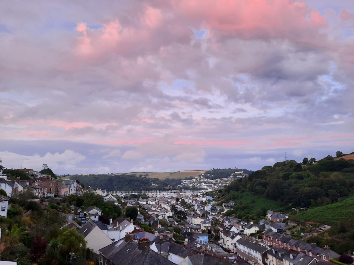 @BrumBeerGirl We had a similar view last week! Have you visited the <a href="/SouthHamsBrew/">South Hams Brewery</a> taproom at the  <a href="/StokeleyFS/">Stokeley Farm Shop</a> yet?