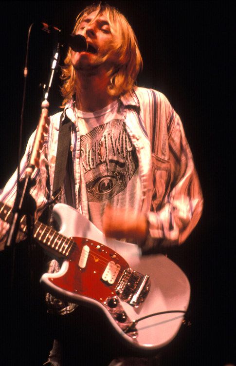 . * • . • kurt cobain and river phoenix playing guitar • . * . . *  .   • . .   :  .     • . *  .   .   *  •   .   •   .    .  *    •  . *.    *. •   .   *     *.   .   •.    *.  — a thread