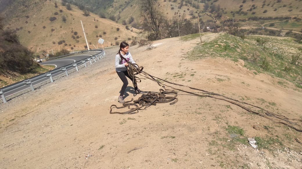 EricJon17313757's tweet photo. Estamos retirando toda la basura en cuesta barriga de las quebradas y en espera de una respuesta positiva de la @MCuracavi  que se que nos ayudará en esta iniciativa para tener una comuna mas limpia y mas linda para nuestros hijos @Fmmusicx @ConcejalaSepulv @mmardoro https://t.co/QruNejgDkc