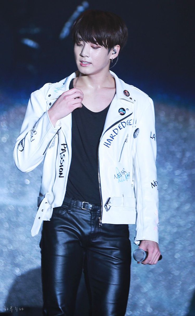 jungkook’s exposed chest ; a needed thread