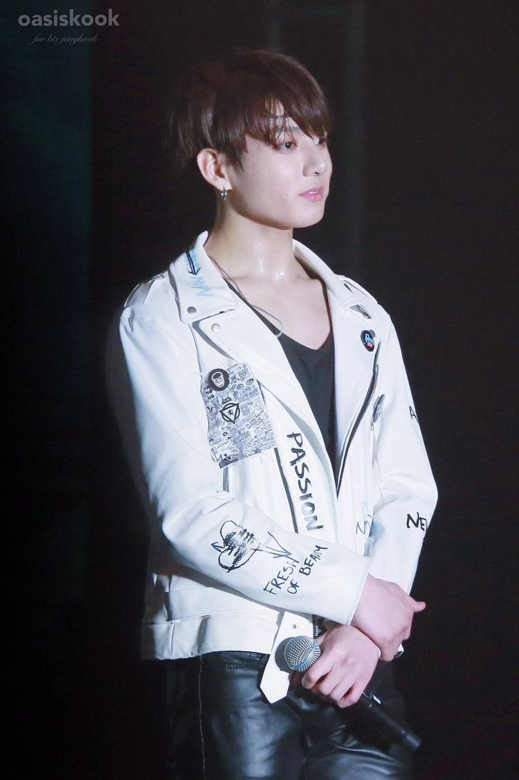 jungkook’s exposed chest ; a needed thread