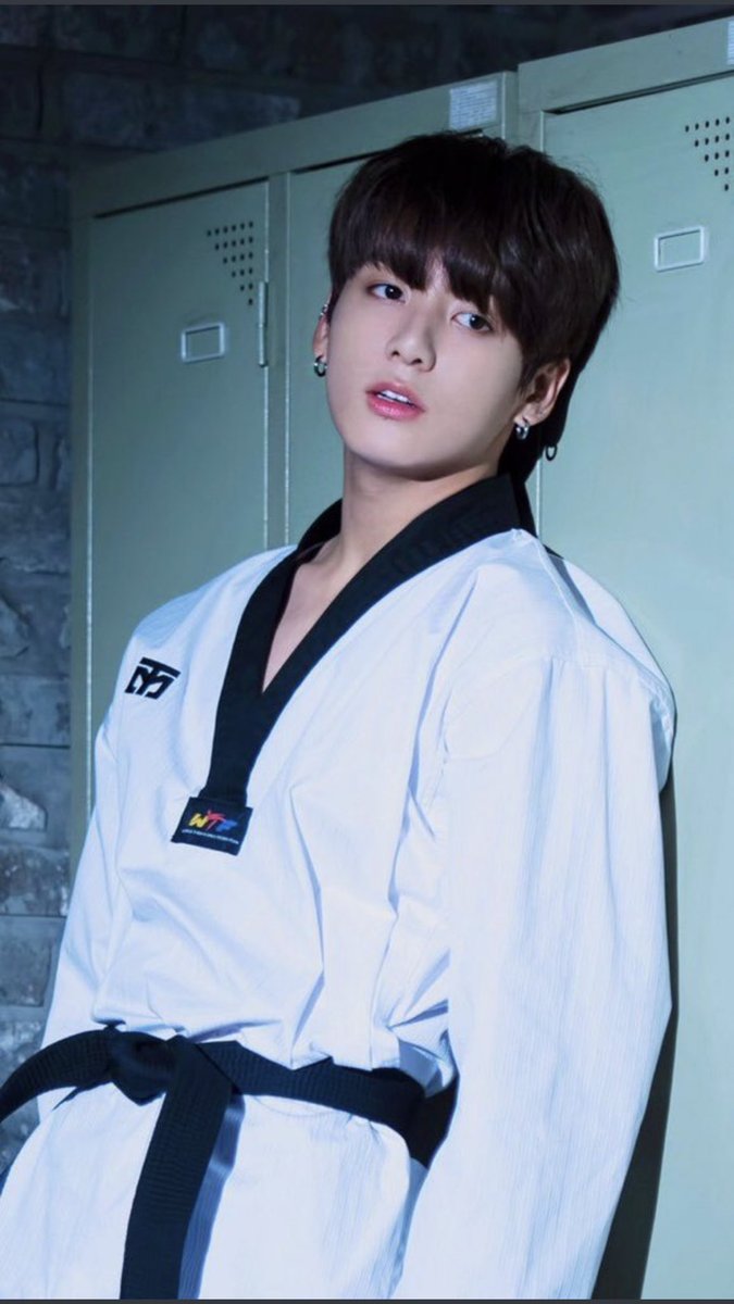 jungkook’s exposed chest ; a needed thread