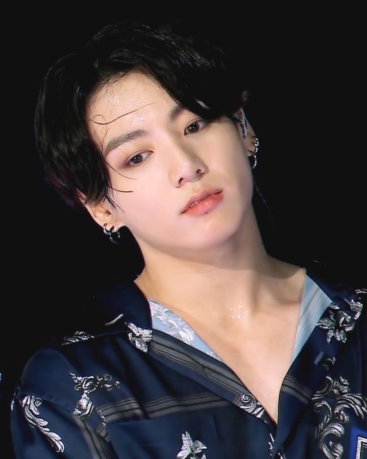 jungkook’s exposed chest ; a needed thread