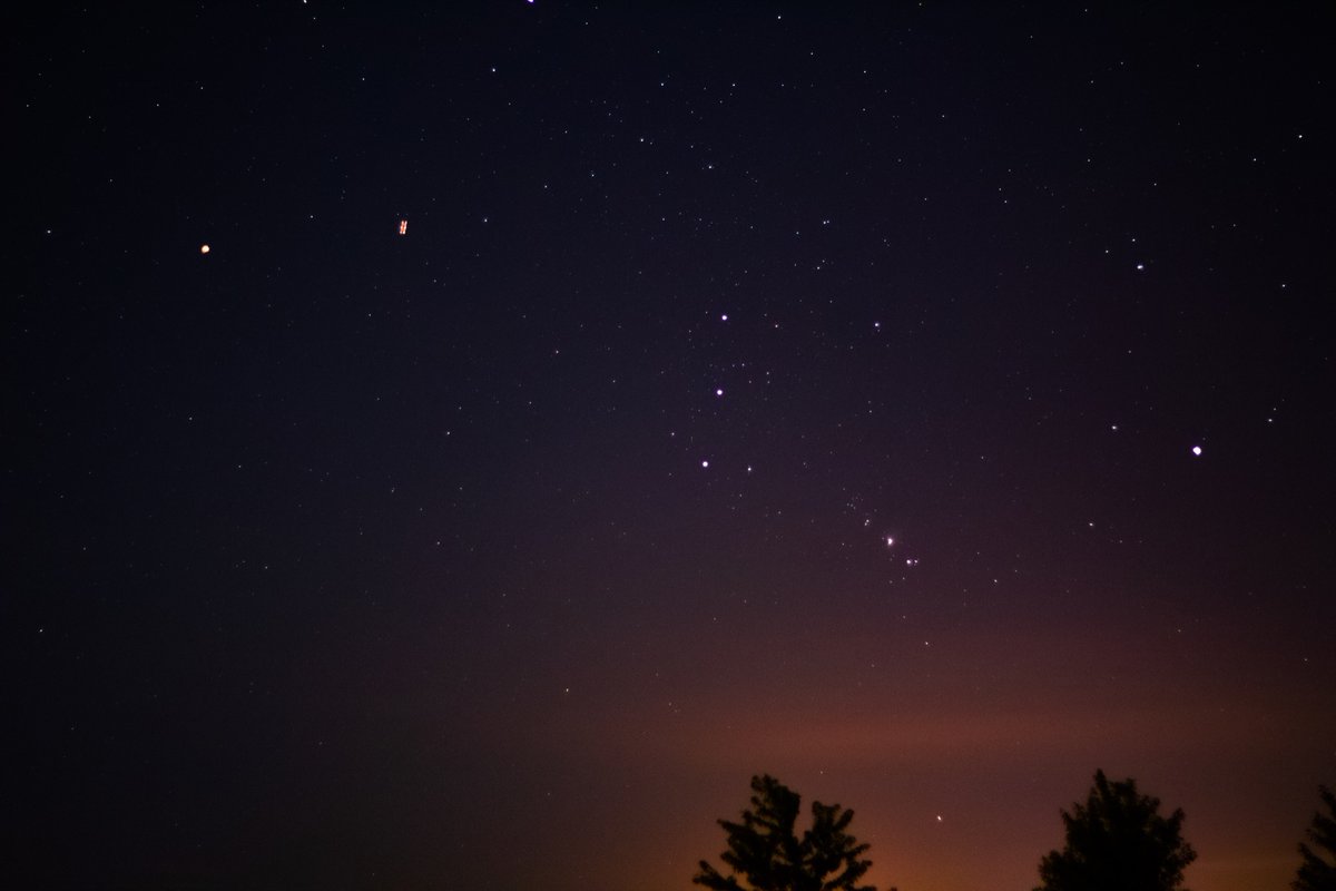 LiamDuri's tweet photo. Here’s a couple star photos I took the other night 😁 hope y’all like them https://t.co/7olYwpeASK