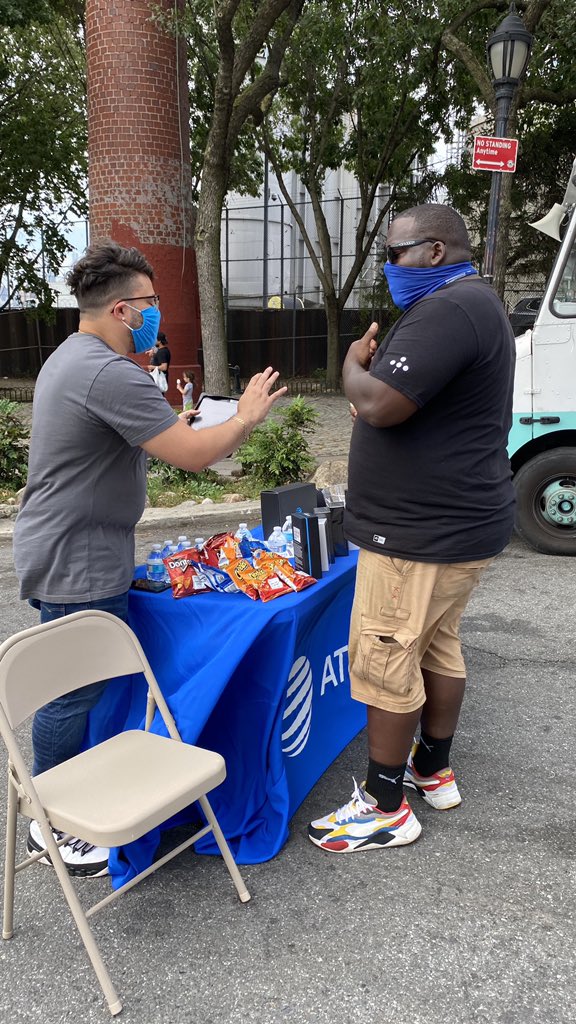 Set up shop today at Domino Park! Eker & I were ready!! Got some great exposure, leads & a special invite for a FirstNet event 🌟@MaxAcevedo8 @Danny_Perez_01 @judy_cavalieri