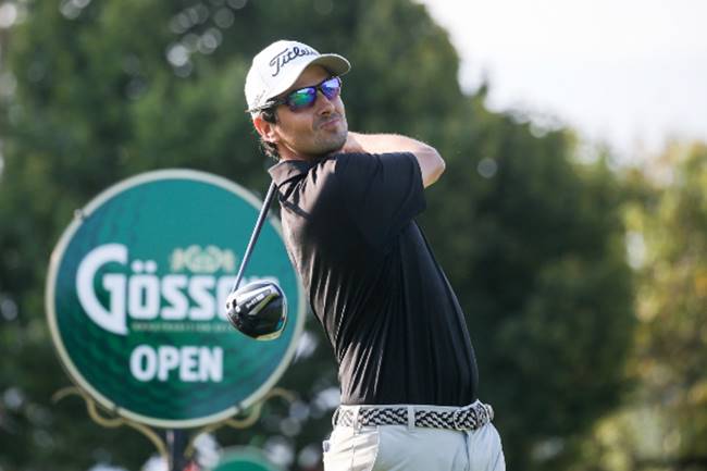 opengolf_news's tweet photo. Jordi García del Moral deja escapar el título en Austria tras firmar 3 bogeys en los 4 últimos hoyos. El castellonense se marcha del #GosserOpen con el subcampeonato, su mejor resultado en el @alpstourgolf, Circuito Satélite del European Tour #Golf https://t.co/KQyLtkQAPc https://t.co/qWO9oycnLD