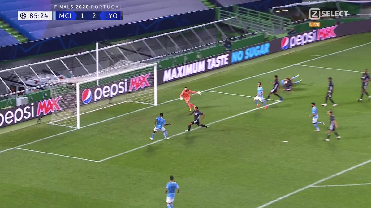 EffUZjJUMAA1Pt2?format=jpg&name=medium