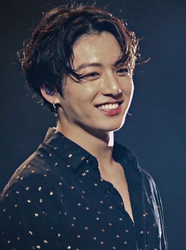 jungkook’s exposed chest ; a needed thread