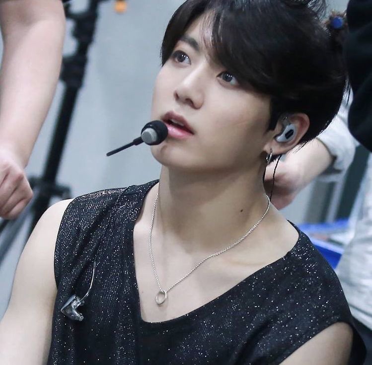 jungkook’s exposed chest ; a needed thread