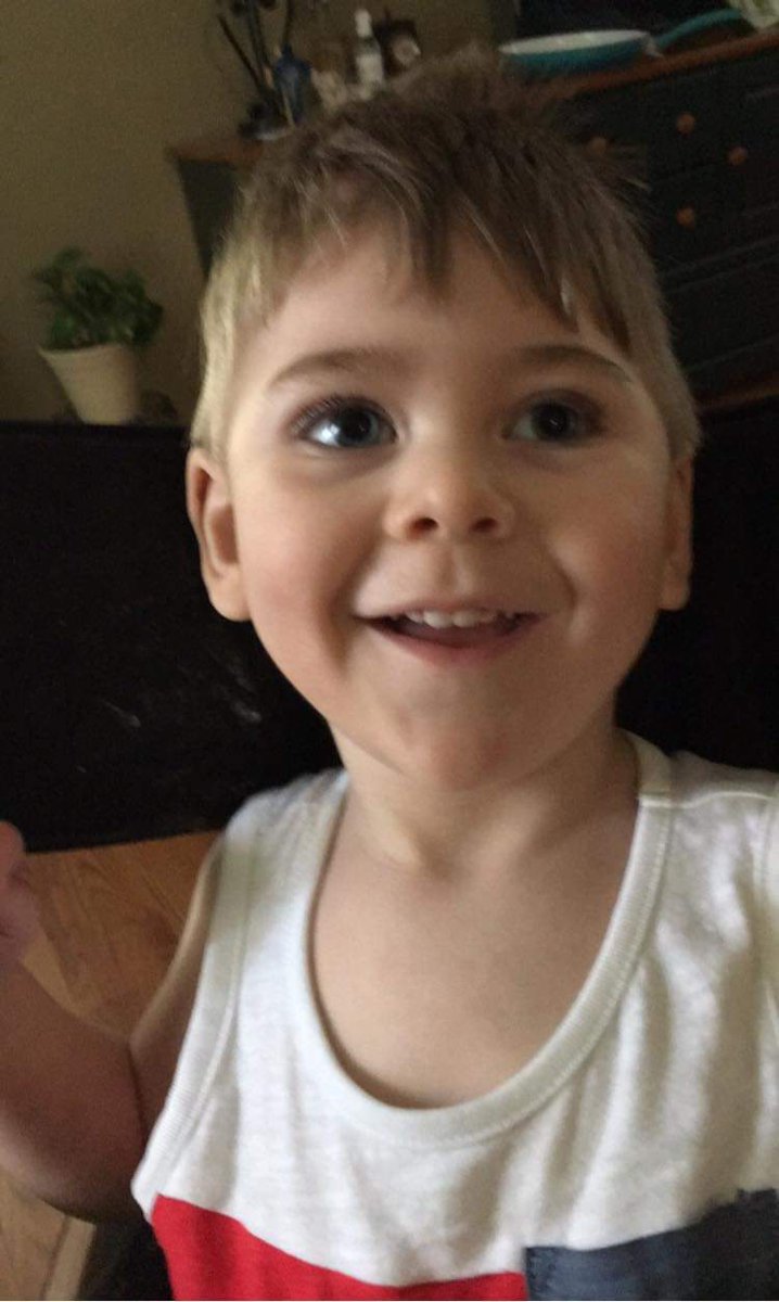 TEAM BABY Z

My little sweet pea. He ❤️s his bubba talking to him more than he knows. But this sweet smile melts our ❤️. Momma is your biggest fan. 😍🥰❤️😍

#ProtecttheVulnerable