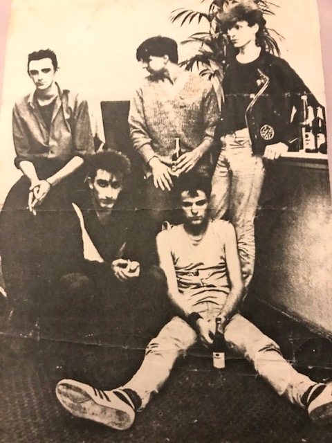 RegSmithies's tweet photo. #TimsTwitterListeningParty
#ScriptoftheBridge
#TheChameleons https://t.co/tVwIezvX3V