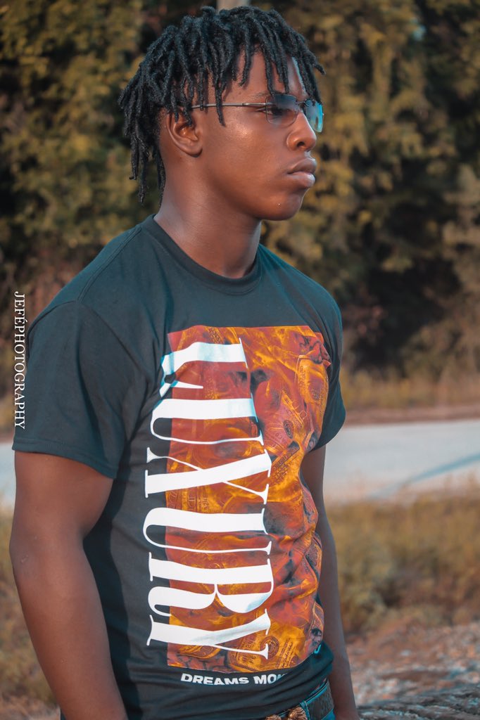 Prince2litty's tweet photo. You Can See I Had A Lit Birthday 🎉🖤
#solo #leo #august #14th #ASUTwitter 🙇🏾‍♂️🚶🏾‍♂️19th https://t.co/ZHcE5wcJPu