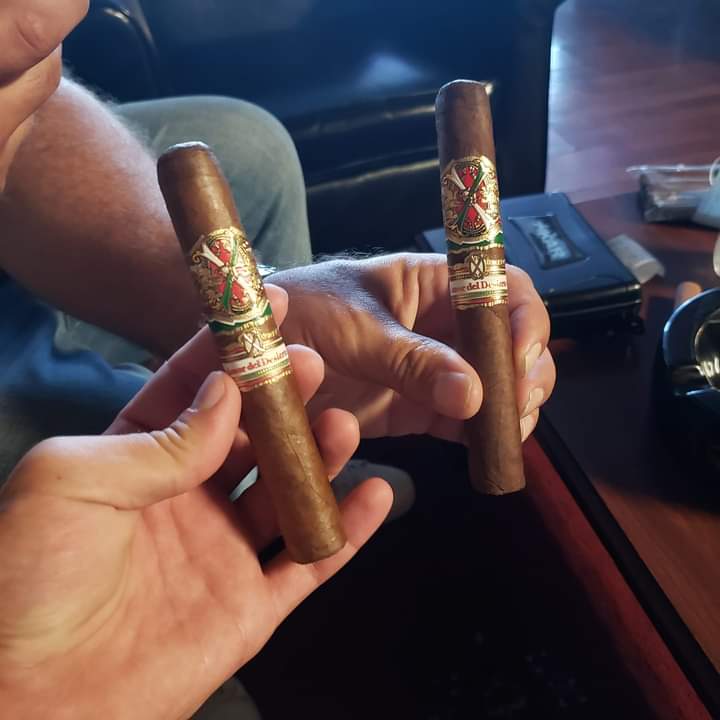TobaccoCo's tweet photo. #PatronPhoto - "Gotta enjoy your down time when you have it. #onlyfuenteisfuente" #BotL #BotLPAChapter https://t.co/XnlGwY0Sca