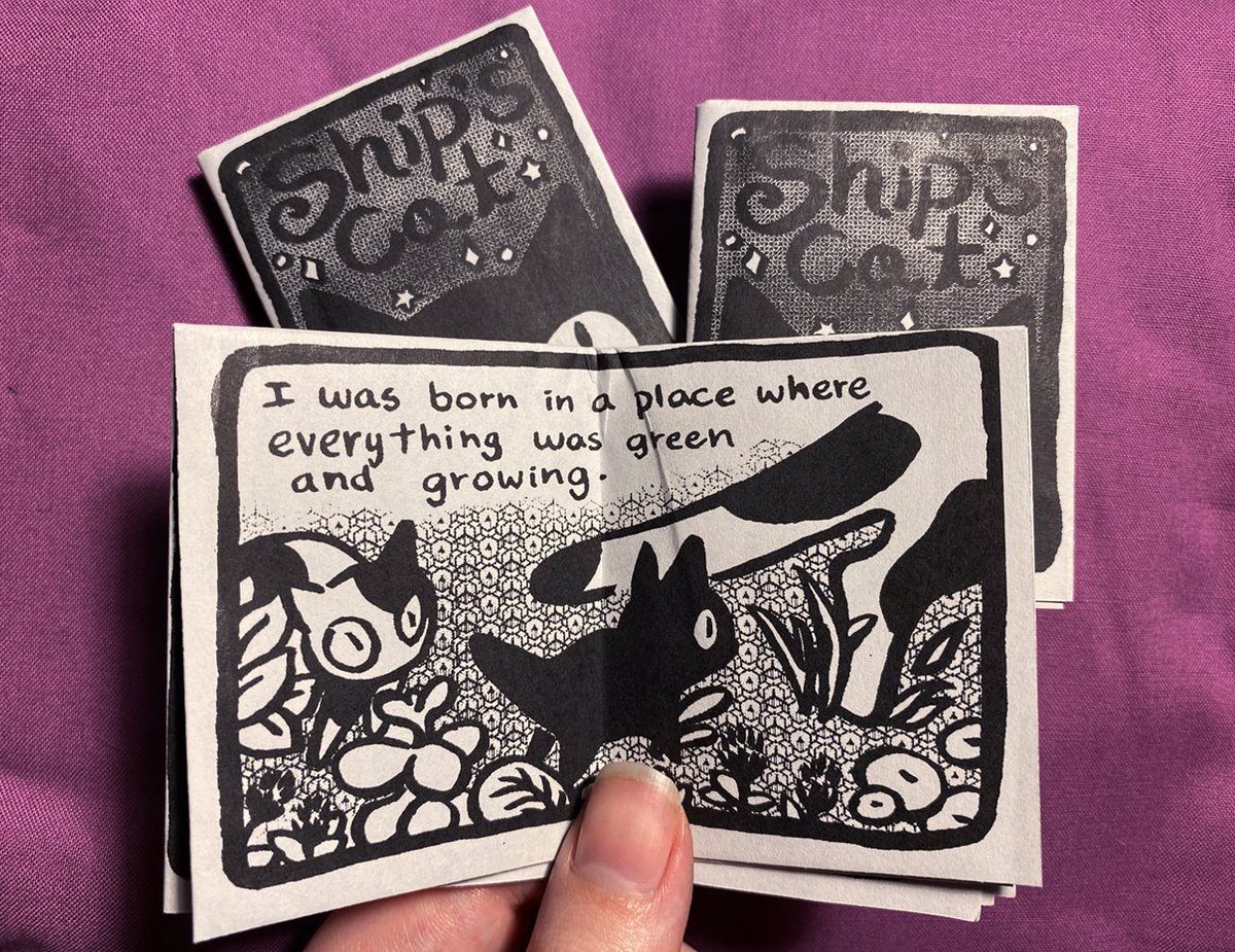 roseberrycomix's tweet photo. Hi #FCOpenFlame I had a great time exhibiting last year and while I'm so sad I can't be at Flame Con 2020, I'm really hoping we'll all be together again next year! In the meantime you can check out my enamel pins, zines, comics, patches and more online:

https://t.co/7P2xNYFz1d https://t.co/U4rrl9f7IV