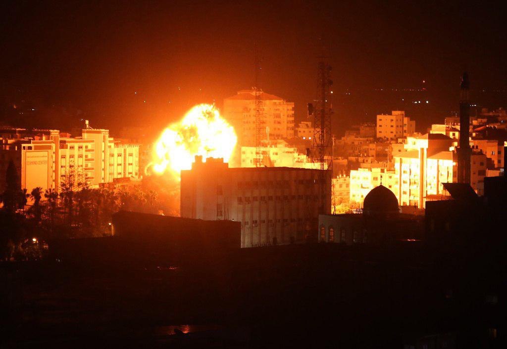 #Gaza again under the fire of the Israeli occupation

#غزة_تحت_القصف