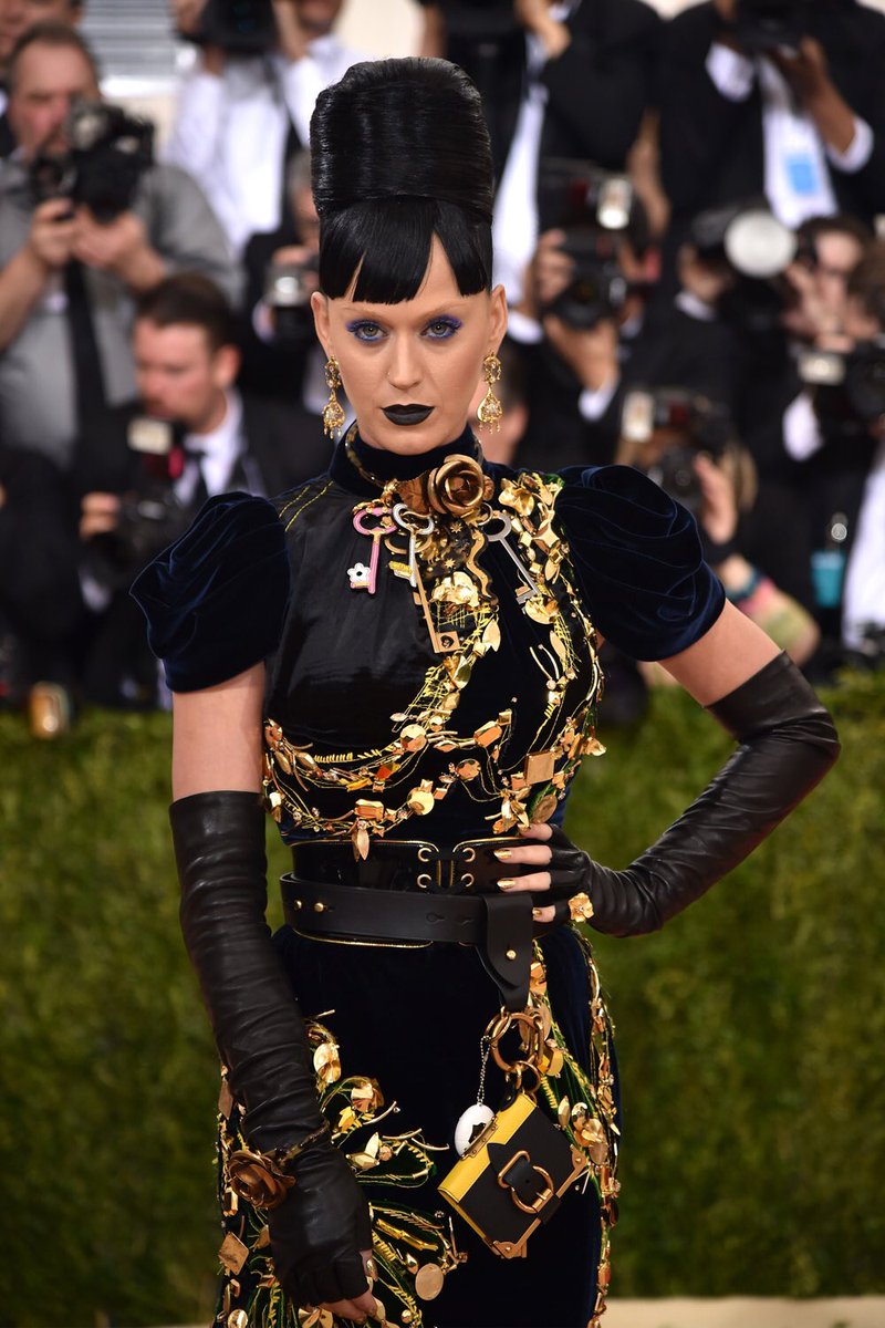 Katy Perry 2016 Met Gala.