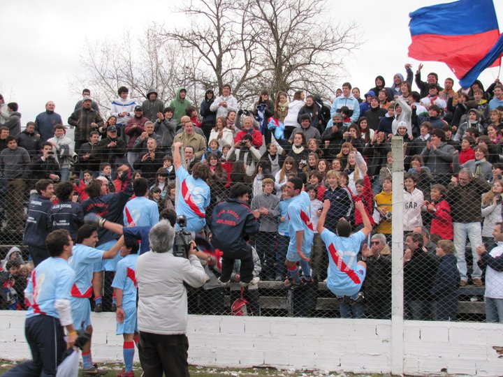 10 años del Bicampeonato 💙❤️🏆🏆
clubsocialdolores.com.ar/pagina/El-Bica…