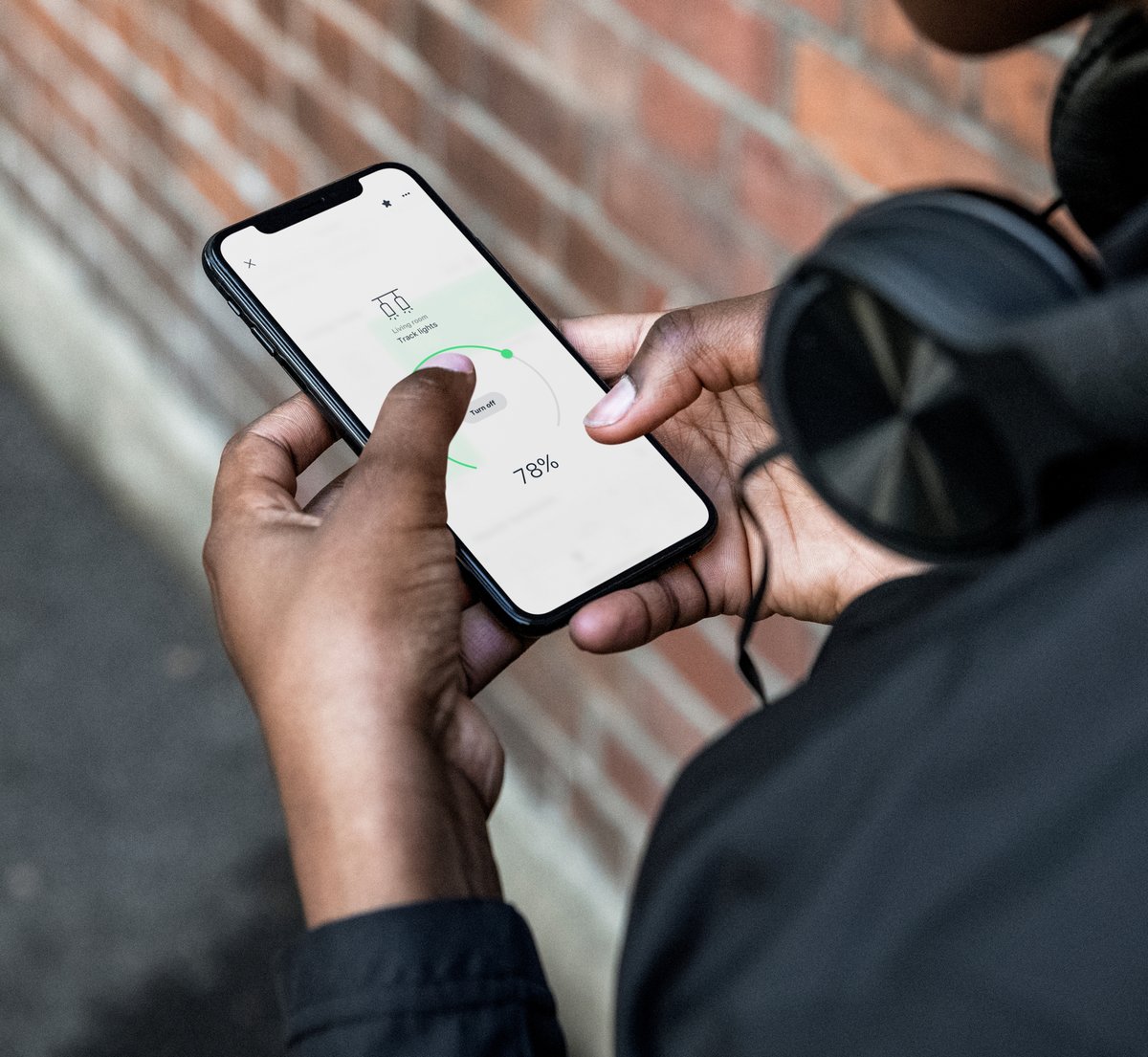 iotashome's tweet image. It’s happened to everyone. You’re in a rush to get out the door, you’re running late, and you bolt to your car! Did you leave the lights on? Did you lock the door? Don't worry, just check the IOTAS App!

#IoT #iotas #proptech #smarthome #SmartApartment
