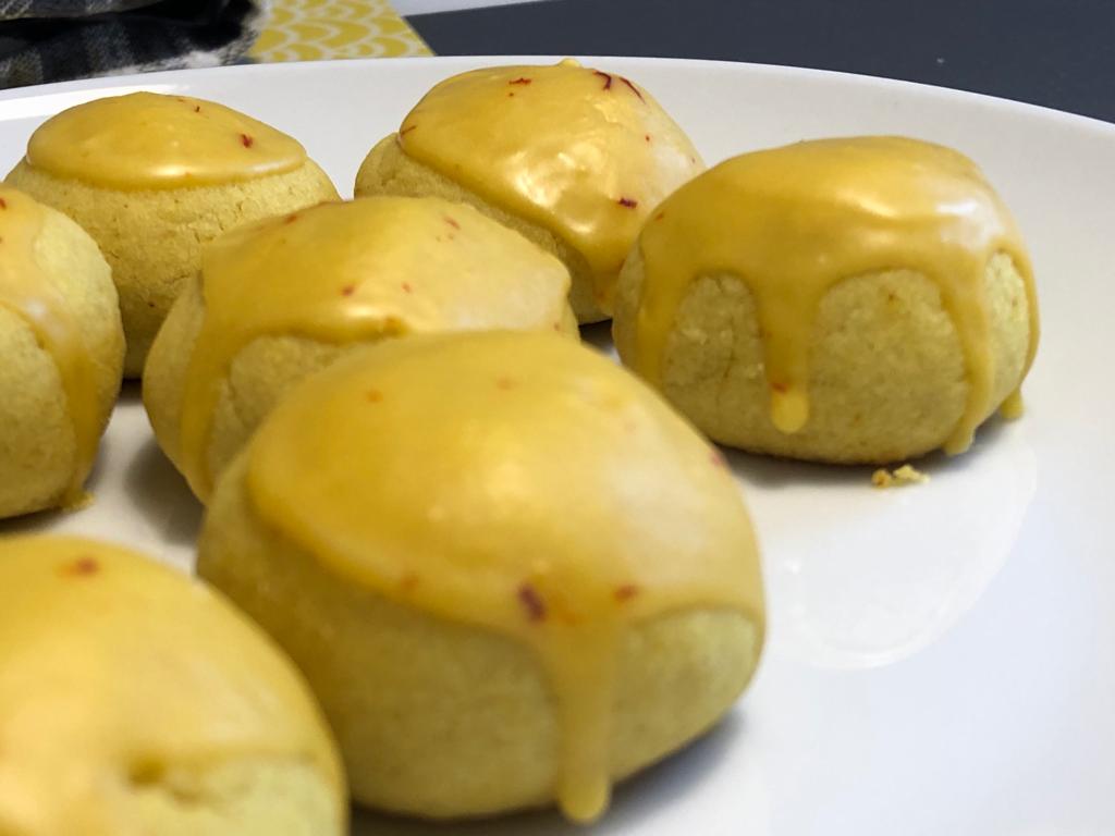 marketsensei's tweet photo. Turmeric and saffron cookies.
#weekendexperiment https://t.co/42JwGCrGXA