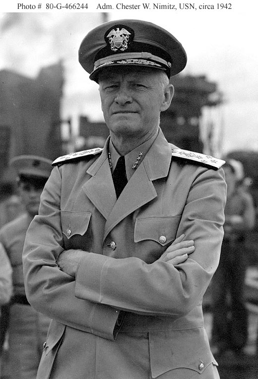Both the British Pacific Fleet & its US counterpart at this point were in increasing need to rest, refit & resupply, however, amid indications Japan may be about to surrender  @USPacificFleet CinC Flt/Adm Chester Nimitz ordered Adm Halsey to remain off Japan to maintain pressure