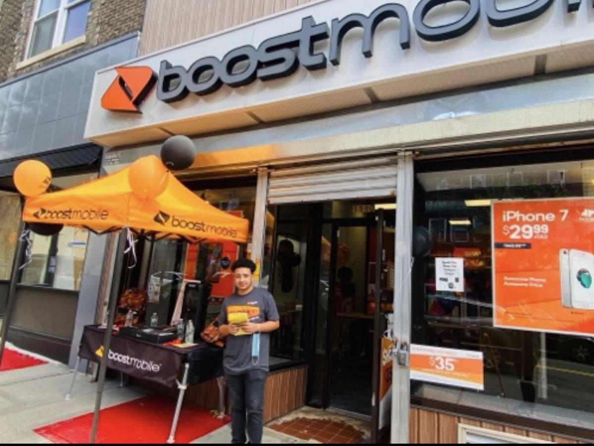 Team_TuVoz's tweet photo. Let’s gooo!!! 🎒💪💪 #BackToSchool2020 #TuVozCaliente🔥#TuVozStrong #Boostdishingdeals #HyperReady ⁦@BoostMobileSean⁩ ⁦@BoostNationNewt⁩ ⁦@mattmboost⁩ ⁦@joseq_tuvoz⁩ ⁦@hyperlinkusa⁩ https://t.co/nzSCkNpnxD