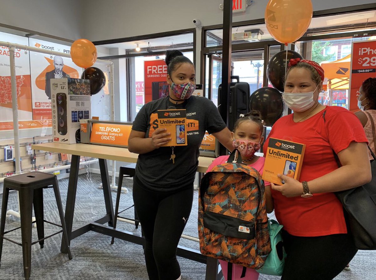Team_TuVoz's tweet photo. Let’s gooo!!! 🎒💪💪 #BackToSchool2020 #TuVozCaliente🔥#TuVozStrong #Boostdishingdeals #HyperReady ⁦@BoostMobileSean⁩ ⁦@BoostNationNewt⁩ ⁦@mattmboost⁩ ⁦@joseq_tuvoz⁩ ⁦@hyperlinkusa⁩ https://t.co/nzSCkNpnxD