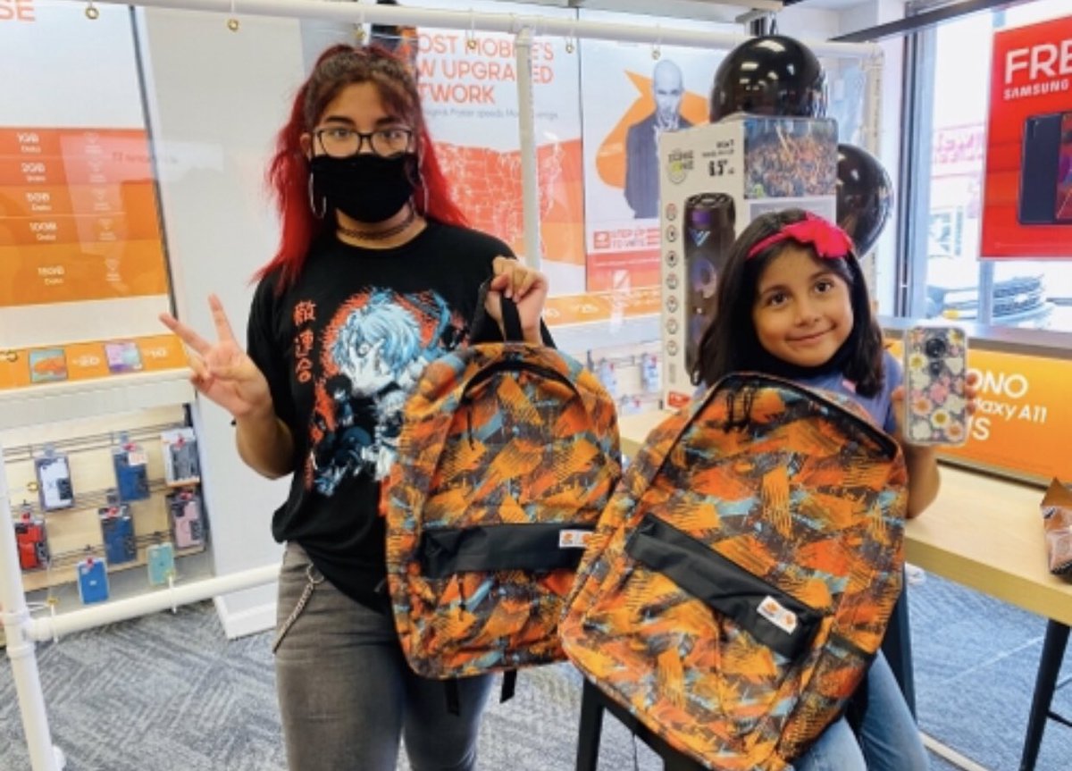 Team_TuVoz's tweet photo. Let’s gooo!!! 🎒💪💪 #BackToSchool2020 #TuVozCaliente🔥#TuVozStrong #Boostdishingdeals #HyperReady ⁦@BoostMobileSean⁩ ⁦@BoostNationNewt⁩ ⁦@mattmboost⁩ ⁦@joseq_tuvoz⁩ ⁦@hyperlinkusa⁩ https://t.co/nzSCkNpnxD