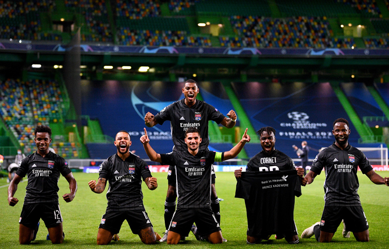 超ワールドサッカー 選手採点 寸評 超wsのmomは2gに絡んだアワール マンチェスター シティ 1 3 リヨン採点 最高はアワールとm デンベレの 7 0 最低は大半のシティ勢の 5 0 T Co Zh68knt24p T Co Pllp3zsd