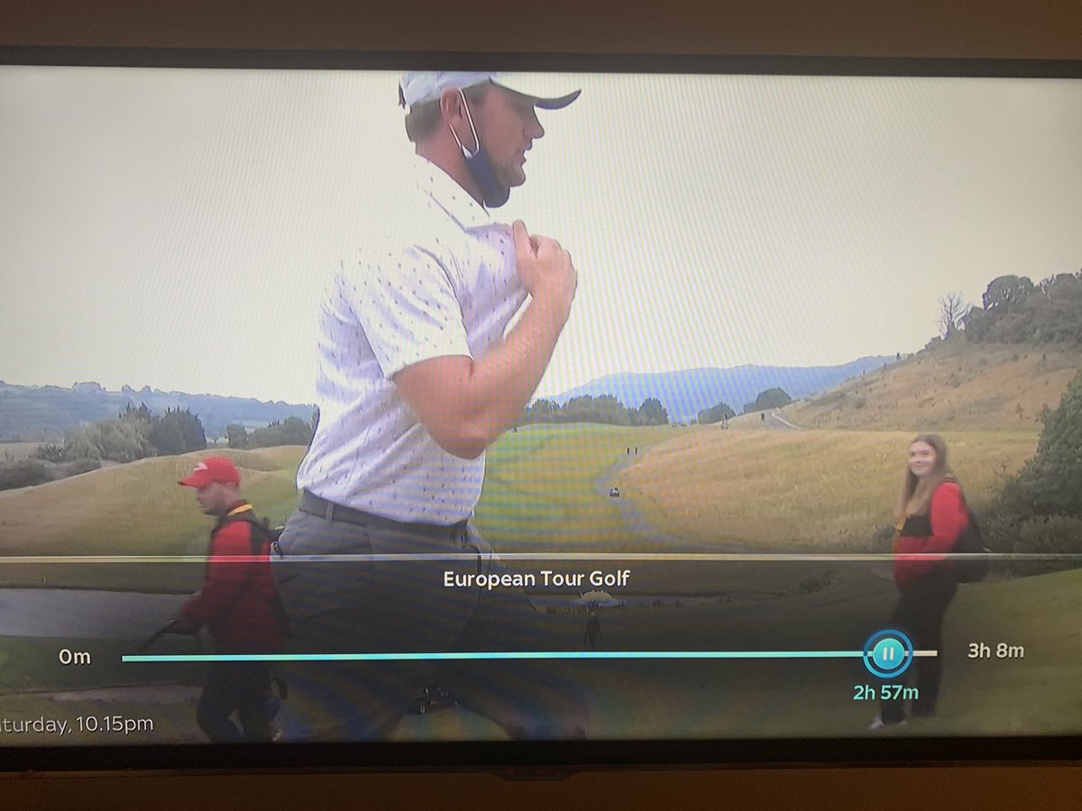 Following Horsfield &amp; found myself on Sky Sports on the 18th ⛳️ this evening 😊🏌️‍♂️ ⁦@EuropeanTour⁩ ⁦<a href="/SkySportsGolf/">Sky Sports Golf</a>⁩ ⁦<a href="/lisadark12/">Lisa12</a>⁩