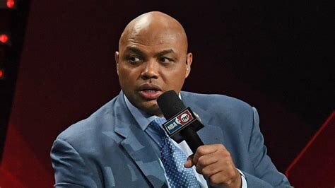 kennyvle's tweet photo. Nobody: 

Charles Barkley: "If the Portland Trail Blazers get in the playoffs, they will beat the Los Angeles Lakers in the first round." https://t.co/fi86i4L2FR