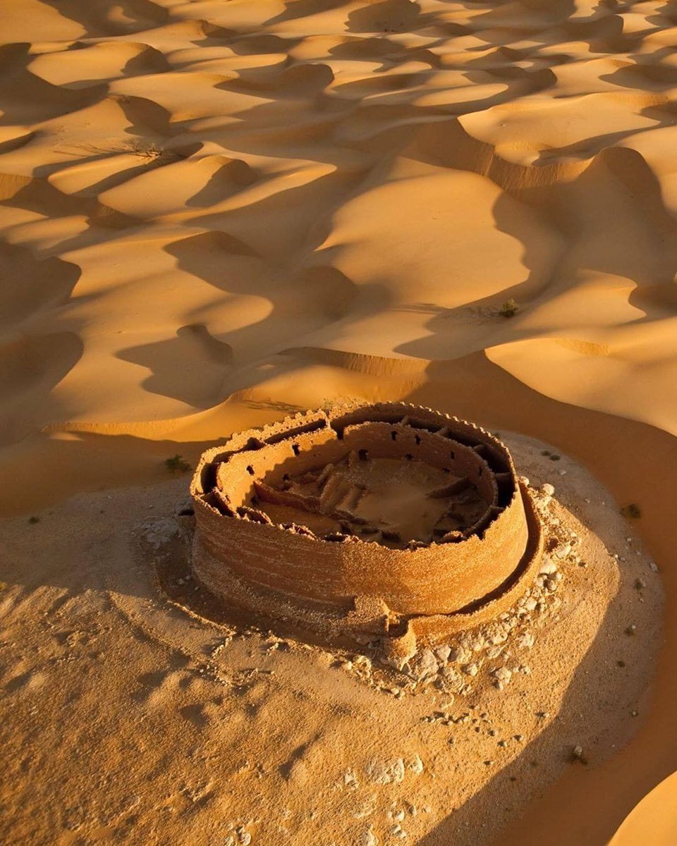 SAND: The lands of Algeria and Mauritania are so vast that we spend a good amount of time exploring. A multi-day adventure opens our eyes to many vivid pockets of life.