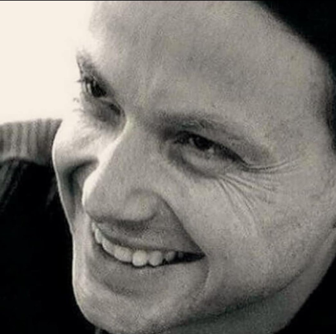 ᴘᴀᴜʟ ʟᴀɴᴅᴇʀꜱ ꜱᴍɪʟɪɴɢ•ᴀ ᴛʜʀᴇᴀᴅ•