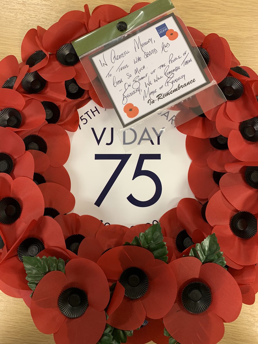 417BevMayor's tweet photo. Today I laid a wreath on behalf of the people of Beverley to mark the 75th anniversary of VJ Day. We will remember them. #VJDay75 #VJDay https://t.co/ASQdMzvLpI
