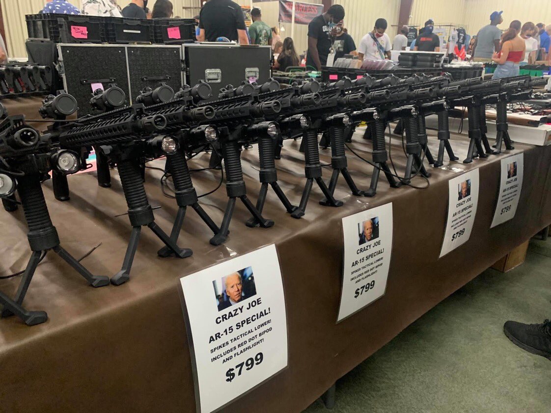 nevermagatrump's tweet photo. I’m thinking this is against the law and a threat to an elected official running for President! @FBI @OrlandoPolice #SaturdayThoughts #Biden #floridagunshow @marcorubio @JoeBiden @KamalaHarris https://t.co/nCVMxgaQcX