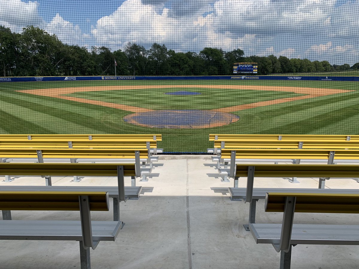 MidwayUBaseball tweet picture