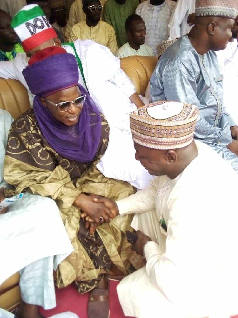 MalanBoda's tweet photo. The Honourable Commissioner of Information and Culture @suleanka01 today at Gusau Receiving 100 decampees for APC to PDP more are coming Insha Allah #PDP_Power @Bellomatawalle1 @zamdepgov @OfficialPDPNig @AtikuKawai2023 https://t.co/LAtlAhF2pH