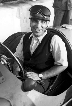 Day 26| Piero Taruffi 12 October 1906- 12 January 1988He has 5 podiums and 1 win in his career at the 1952 Swiss Grand Prix.Taruffi began his motorsport career racing motorcycles  and in 1937 set the motorcycle land speed record at 279.503 km/h (173.68 mph). #F1