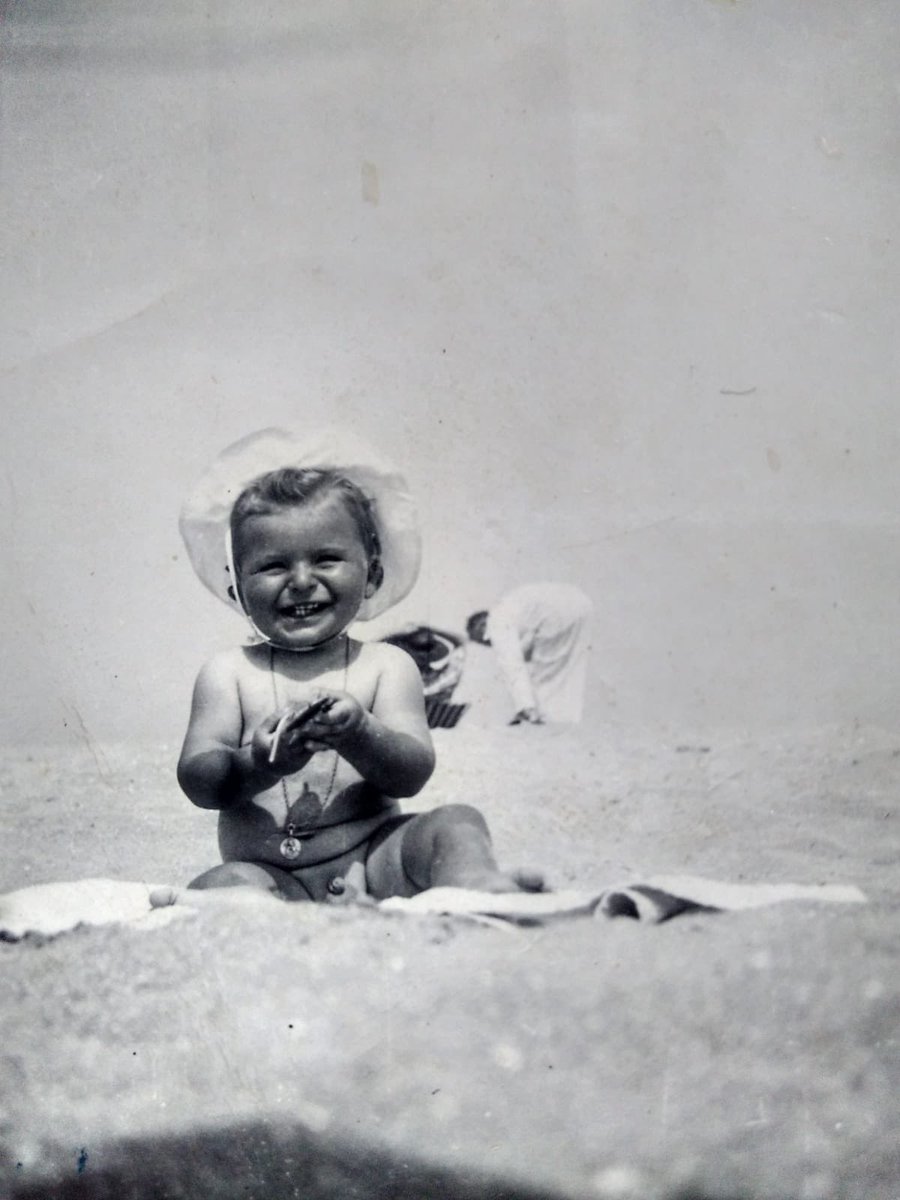 Isabelle Balkany A Twitter 16 Aout 1949 C Etait Hier Tu Avais Un An Ton Sourire Et Non Tu N As Pas Change Joyeux Anniversaire Mon Amour T Co Tgxyjxs94e