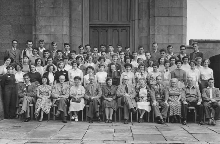 I went looking, and found my mum, as a pretty young teacher, at Castle Toward, in the 1950s, on the Glasgow Schools Summer Art Course.That's her, before I existed, sitting pretty bottom left...