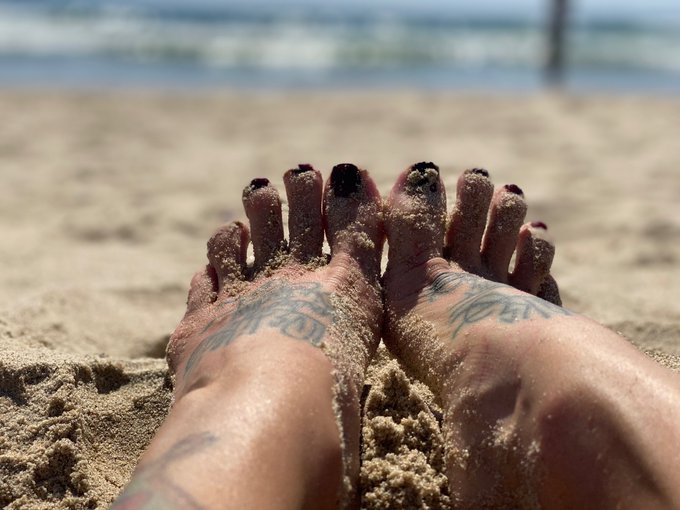 Retweet if you like sandy feet! https://t.co/mm3KS8g6MK<a href="/tag/mvsales"class="tags"><span>#mvsales</span></a>