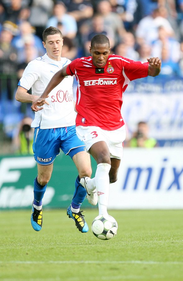 EffpMcLWkAIxvZ6?format=jpg&name=900x900