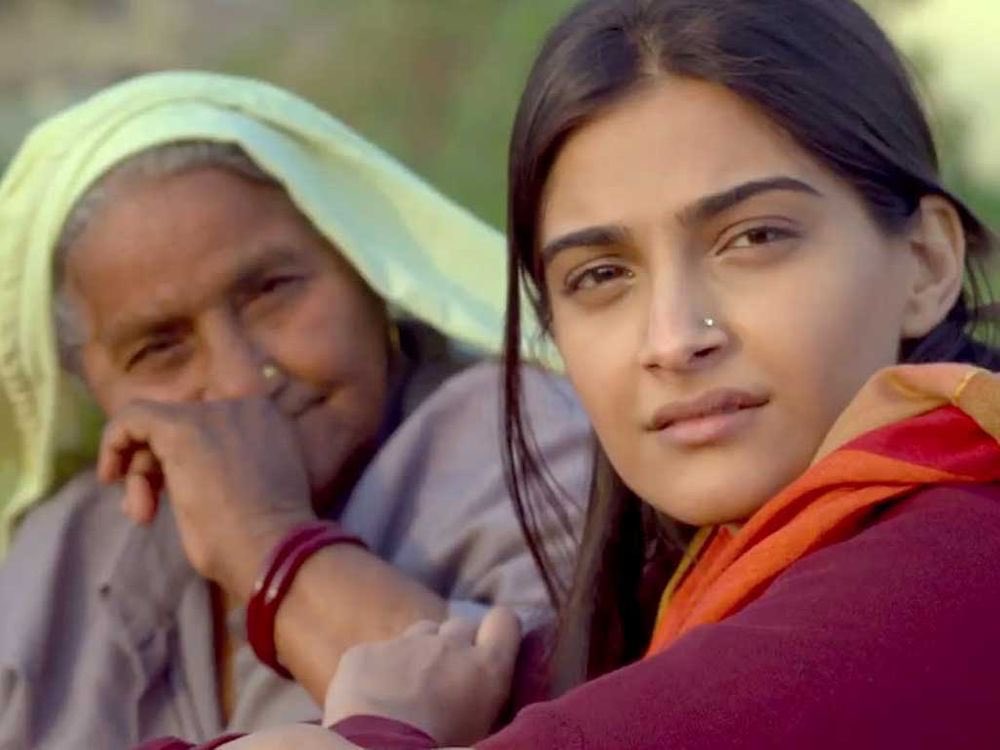 Sonam Kapoor in Raanjhanaa (2013)