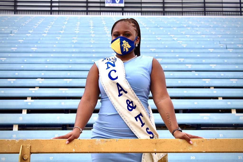 its_Brieee's tweet photo. “Nothing in life is to be feared, it is only to be understood. Now is the time to understand more, so that we may fear less” - Marie Curie

Welcome #ncat24 to the greatest place on Earth. Be Smart, Be Safe and let’s start this school year off with a bang ✨💙 https://t.co/3yC3JQTY7r