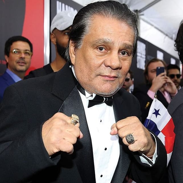 Traficologo1's tweet photo. Nuestro respaldo al 'Cholo' @robertoduranbox quien es objeto de una campaña de desprestigio de anarquistas pagados por algunos empresarios vinculados a cierto movimiento politico, disque independiente.
Durán es un héroe, un ejemplo de superación del pueblo panameño. https://t.co/N0SEfkivtz