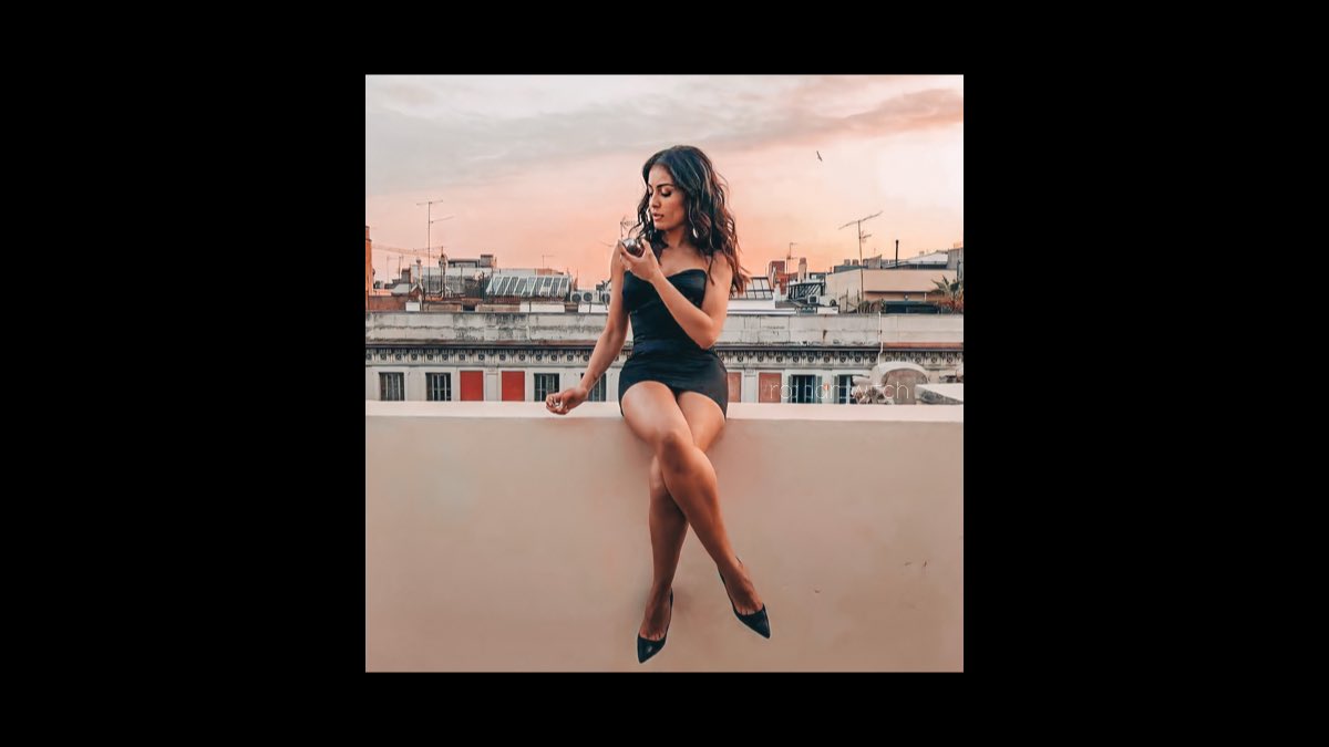 romaniwitch's tweet image. ⠀⠀❛ тhe vıeɯ lookıng up here ıs ıncredıble —— тhere ıs α 𝒗𝒂𝒔𝒕 αnd 𝒇𝒂𝒔𝒄𝒊𝒏𝒂𝒕𝒊𝒏𝒈 dısplαч of colors.