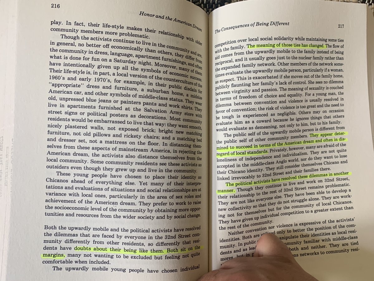 Extending Chicago school of sociology -- & the work of G. Suttles (who kindly marked up my BA thesis) & others -- Horowitz captures structure/agency across domains of:family-work-masculinity-femininity-school-gangsAnd (in a telling chapter) of "being different" 4/n