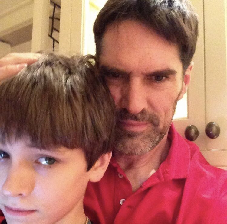 a thread of what your camera roll would look like if thomas gibson was your bf 