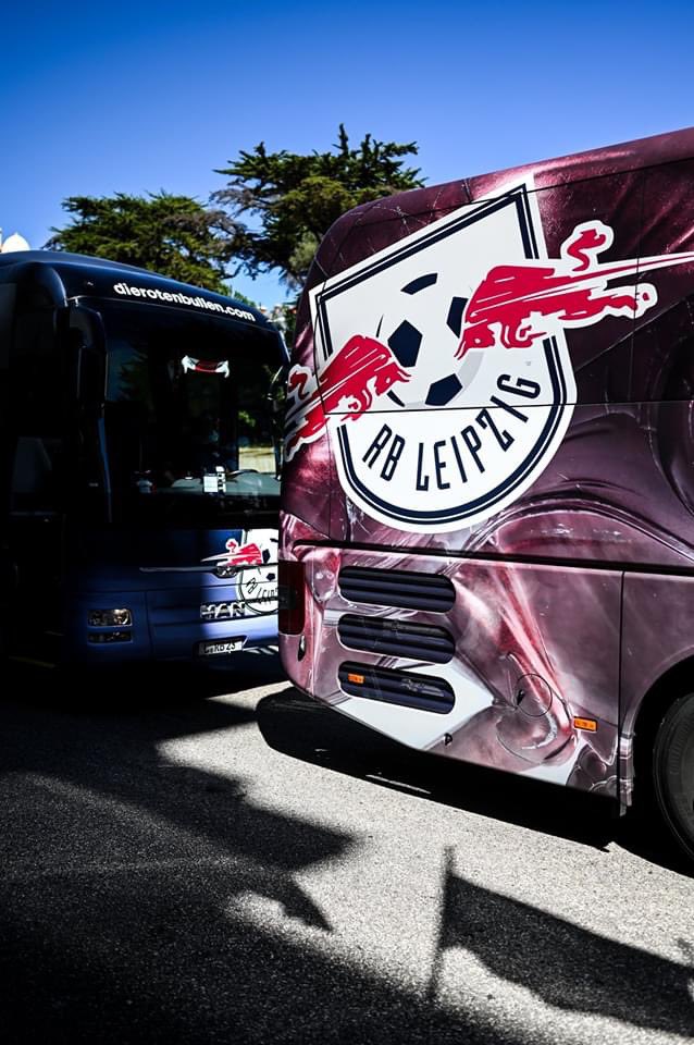 leipzigforfans's tweet photo. Relax, then do it again ... 
The @DieRotenBullen enjoy their days off but stay focused. 
Pics: RB Leipzig 
#RBL #RBLeipzig #PSGRBL #Neymar #UCLfinal #UCL #Semifinales https://t.co/gCIhROaM43